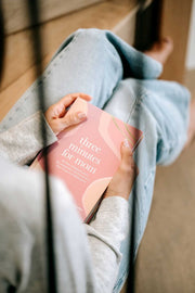 Three Minutes for Mom: 365 Days of Empowerment, Encouragement, and Growth for a More Connected Motherhood